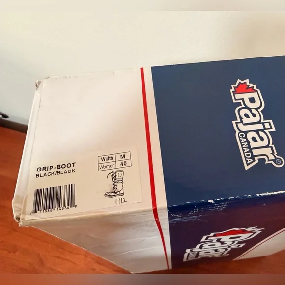Pajar Grip Black and Red Snow Boots like new - Picture 8 of 9